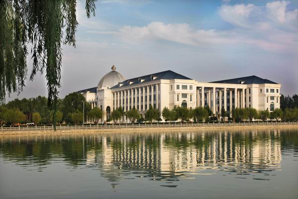 汉梁书院